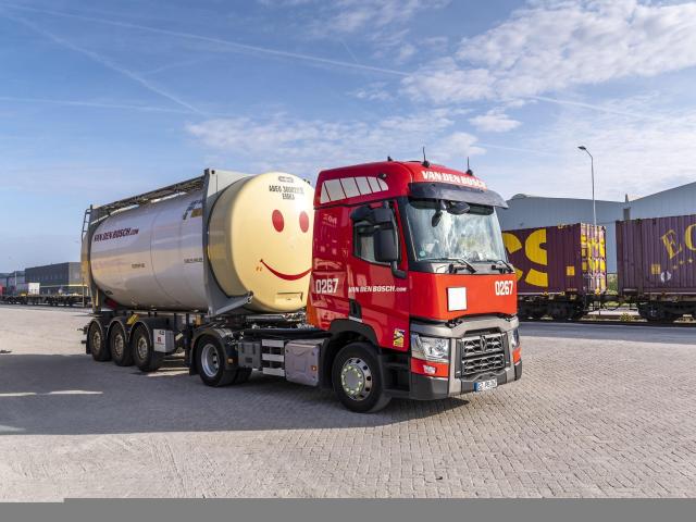 Bulk transport Italy