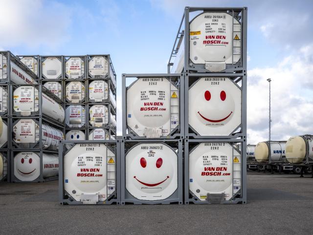 ISO tanks Van den Bosch